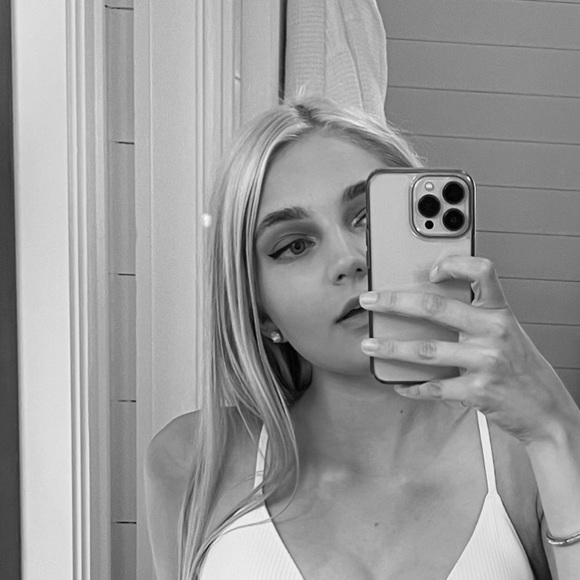 carolineyandell